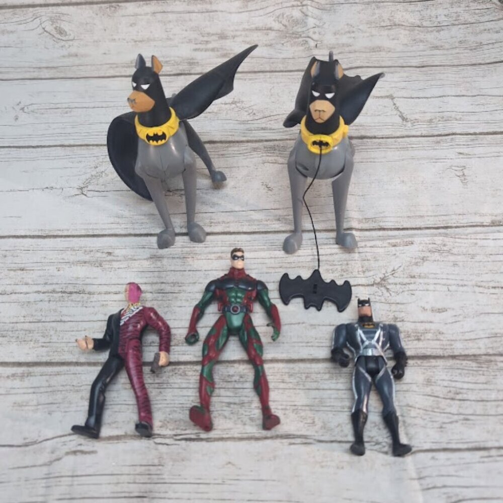 Lot of 5 Vintage 90s 00s Batman Action Figures - Robin, Two Face, Bathound